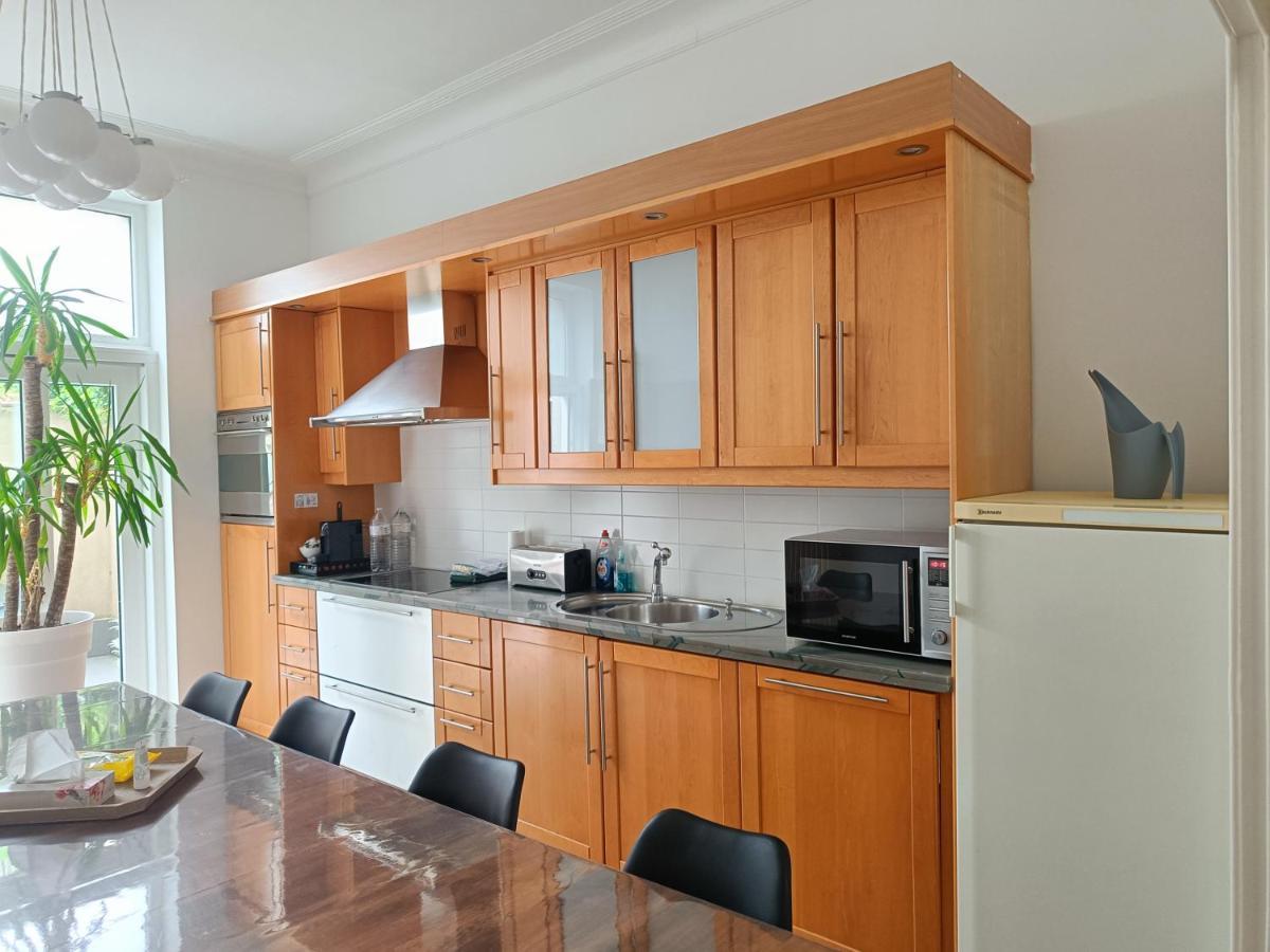 The Brussels-Laken Appartement Esterno foto